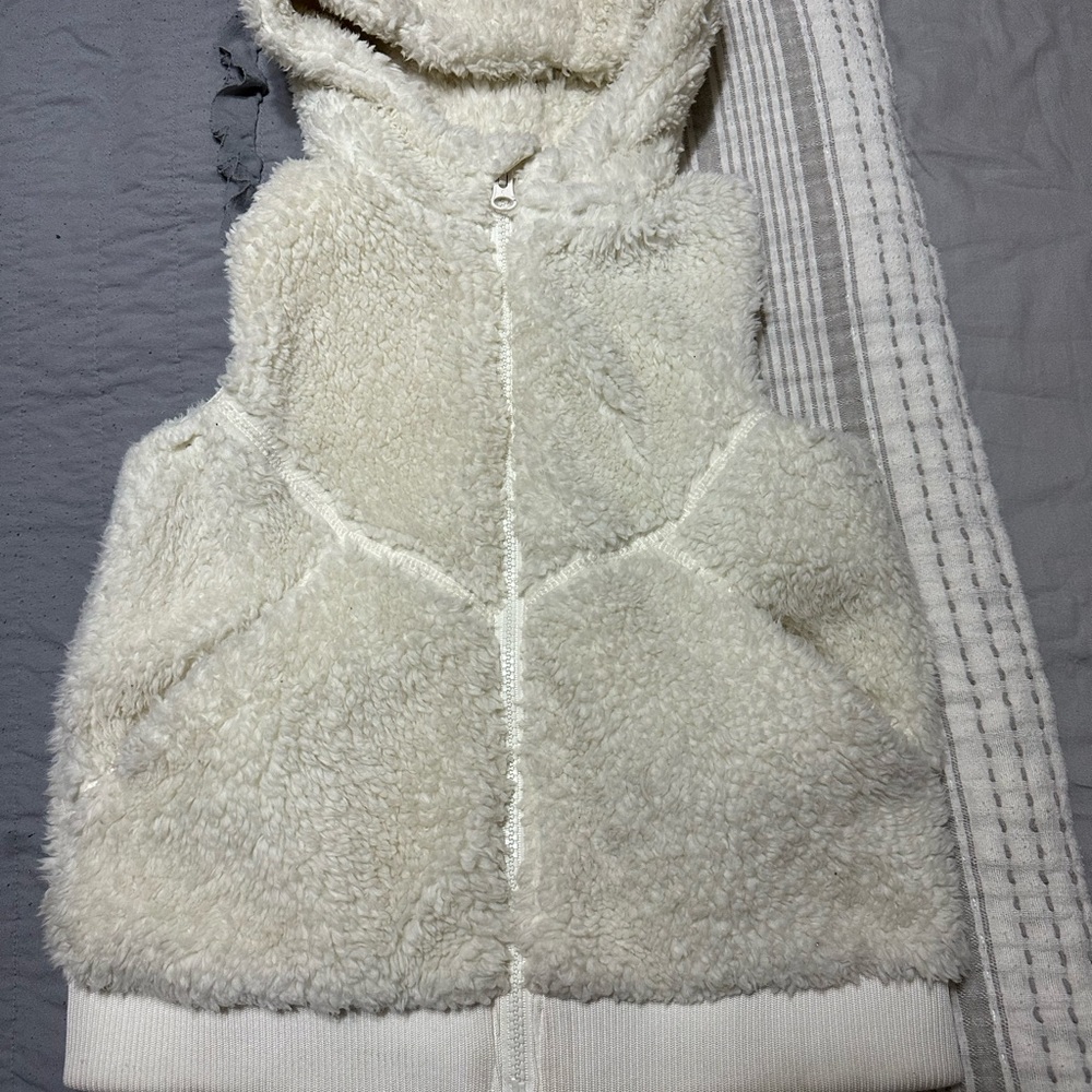 Girls Zyia Vest XS